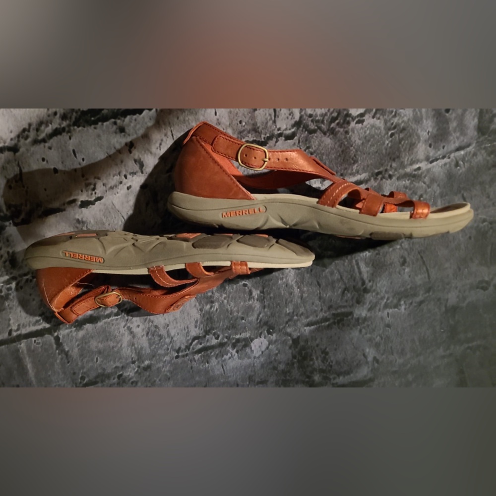 Merrell Sandals - Picture 2 of 3